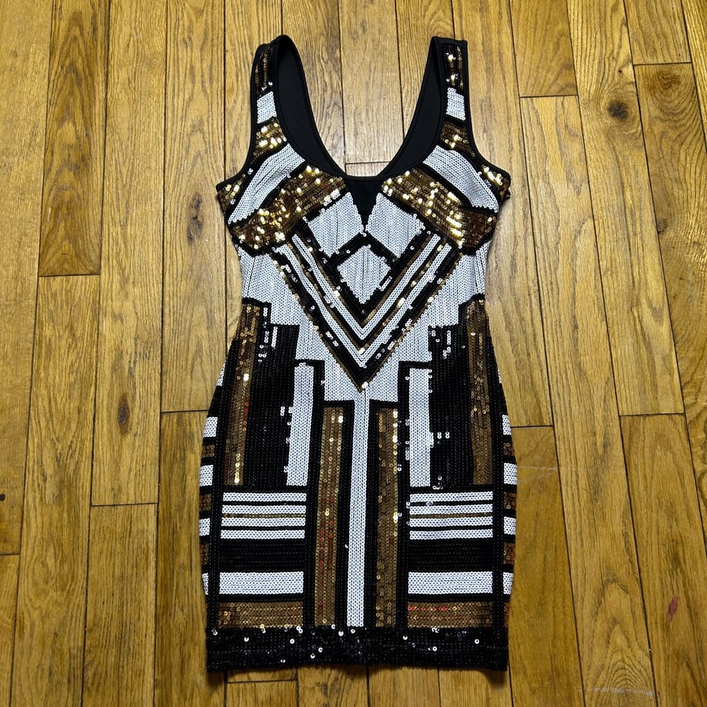 Bebe 2b Sequin Art Deco Geometric Mini‎ Dress Gold Silver Black V-Neck S